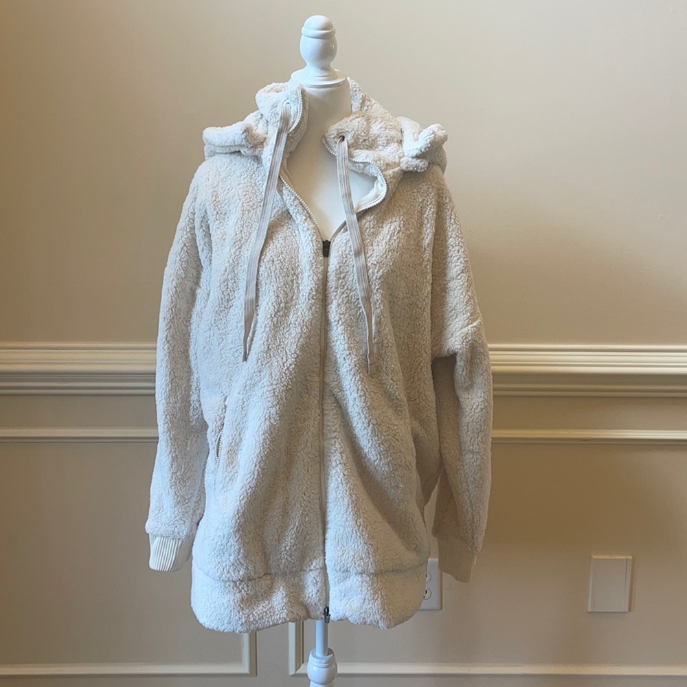NWT Athlea Jacket